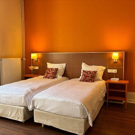 Garden & City Luxeuil Ex Le Metropole Et Les Thermes Εξωτερικό φωτογραφία