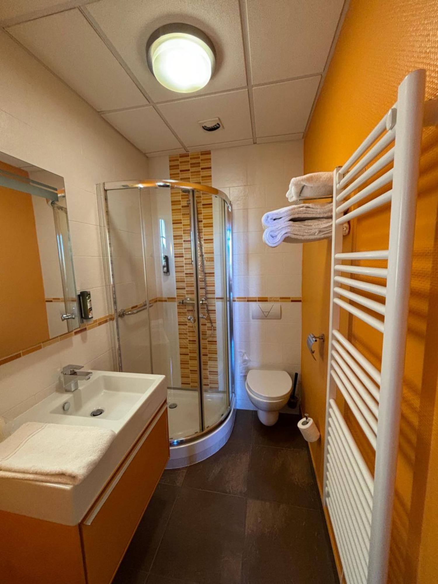 Garden & City Luxeuil Ex Le Metropole Et Les Thermes Εξωτερικό φωτογραφία