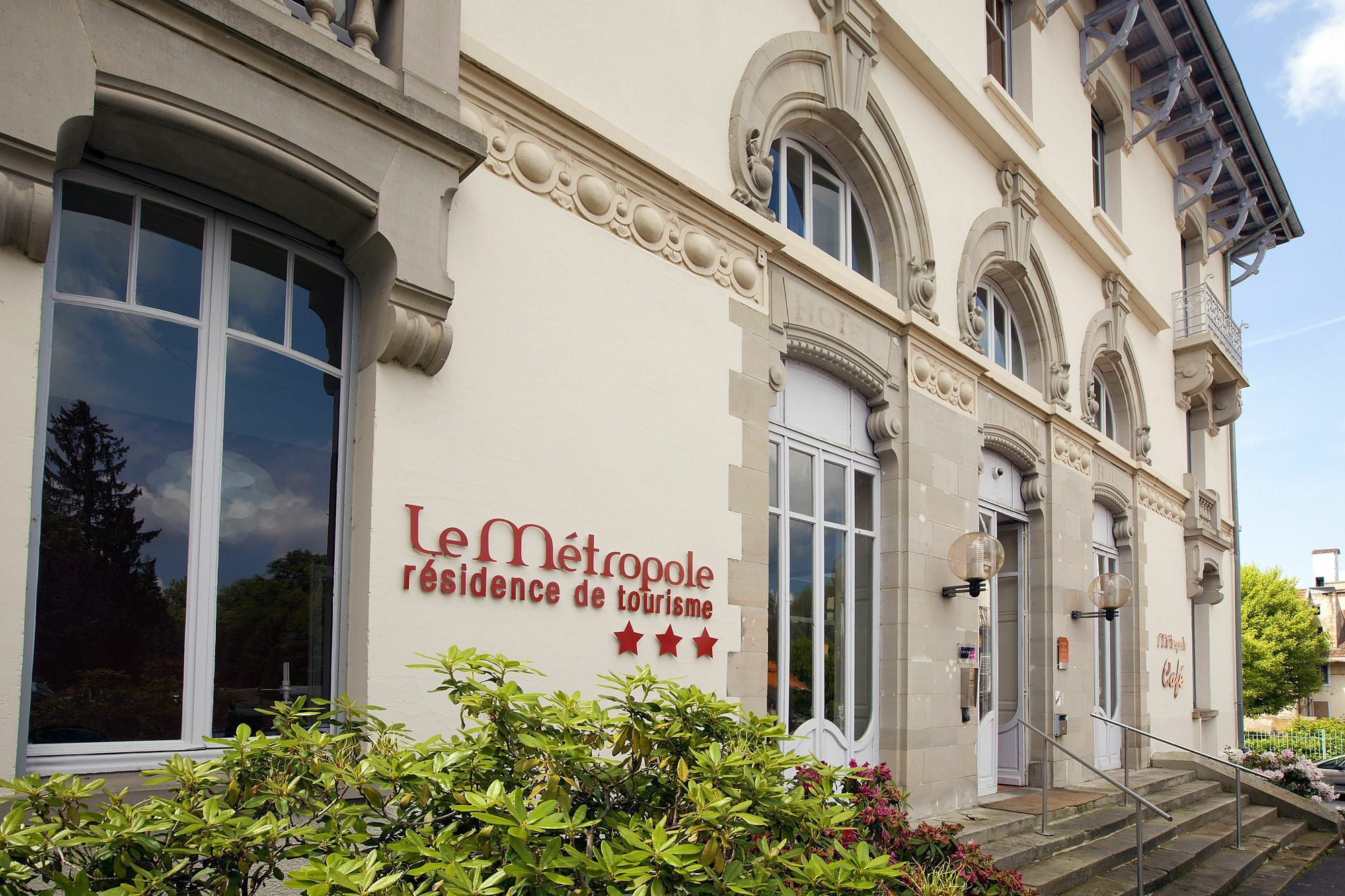 Garden & City Luxeuil Ex Le Metropole Et Les Thermes Εξωτερικό φωτογραφία